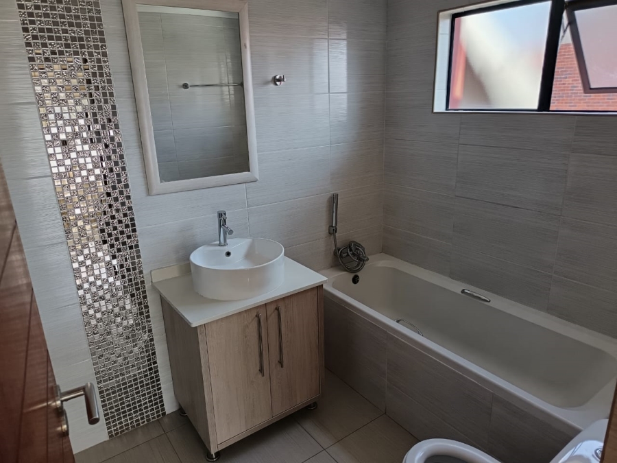 3 Bedroom Property for Sale in Wild Olive Estate Free State